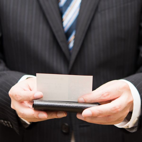 熊谷で名刺のデザインのご依頼ならいなごデザインワークスにお任せください